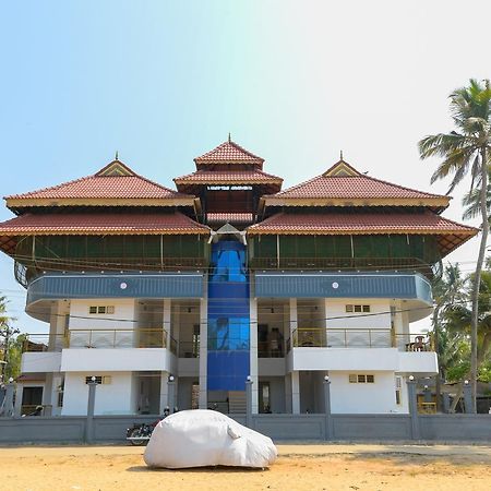 Oyo 11891 Amare Beach Resorts Alappuzha Εξωτερικό φωτογραφία
