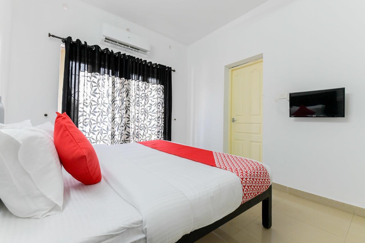 Oyo 11891 Amare Beach Resorts Alappuzha Εξωτερικό φωτογραφία