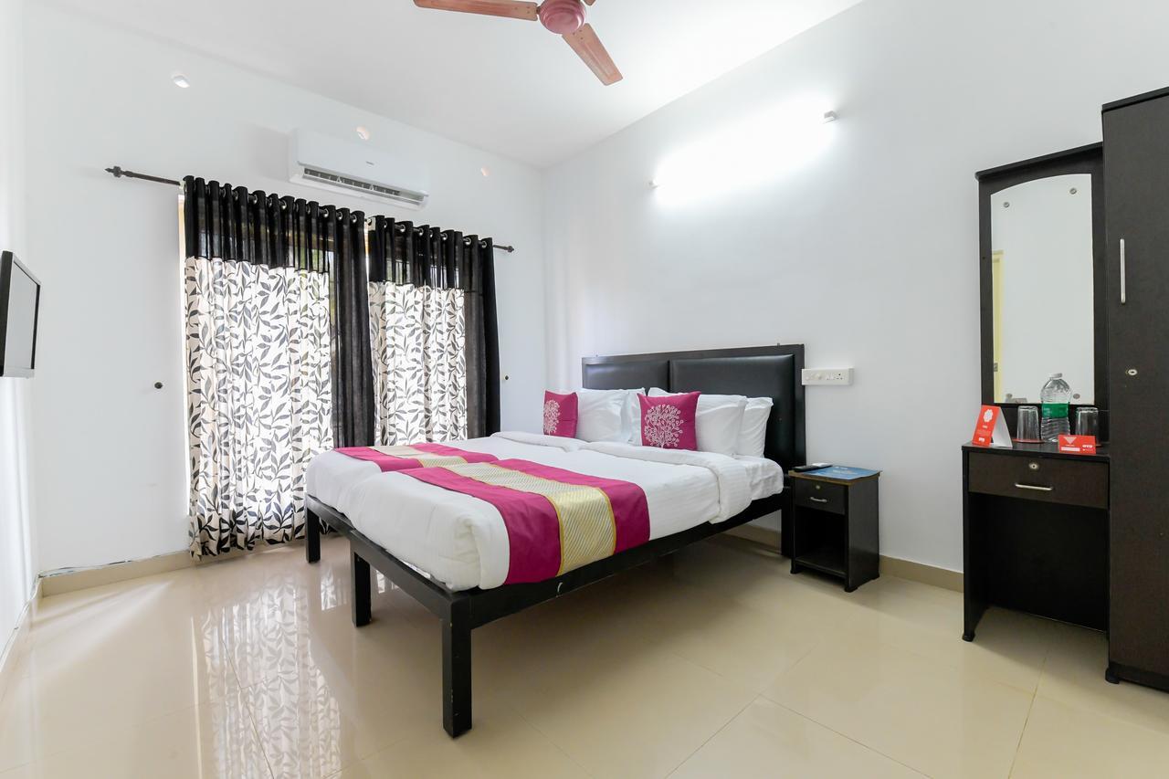 Oyo 11891 Amare Beach Resorts Alappuzha Εξωτερικό φωτογραφία